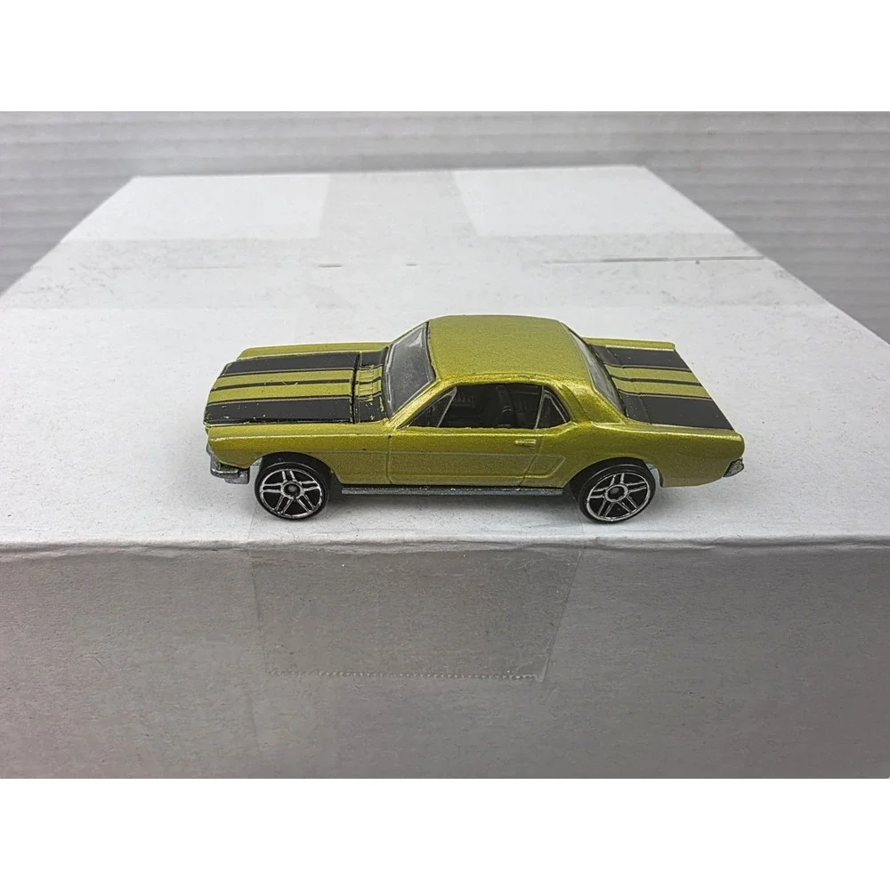 Vintage 1983 Hot Wheels 1998 Matchbox '65 Ford Mustang‎ GT Lot Of 3